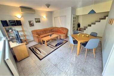 Vânzare - Apartament în Sportna zala,  Varna