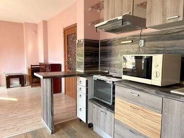 Închiriere - Apartament în Ideal City Center,  Pleven