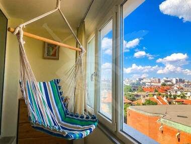 Închiriere - Apartament în Văzrajdane,  Burgas