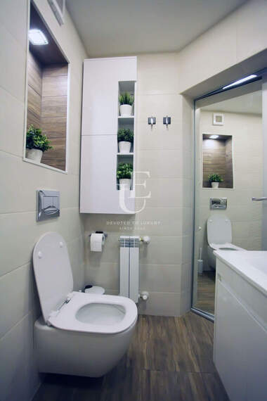 Închiriere - Apartament în Lozeneț,  Sofia