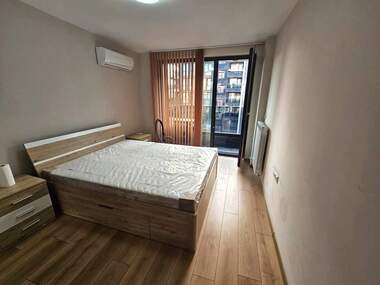 Închiriere - Apartament în Hristo Smirnenski,  Plovdiv