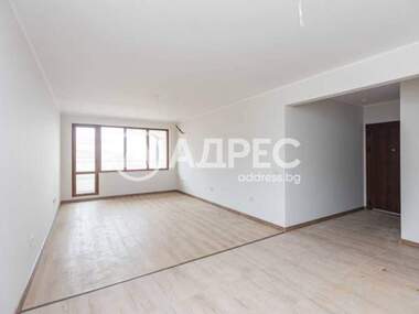 Vânzare - Apartament în Vinița,  Varna