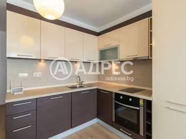 Închiriere - Apartament în Sfinții Constantin și Elena,  Varna