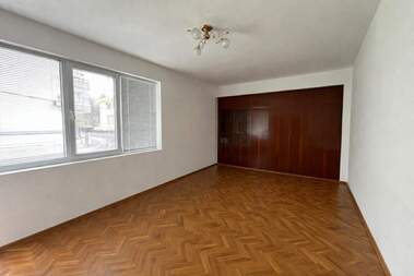 For sale - Apartment in Center,  Shumen