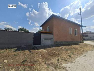 For sale - House in Bohot,  Pleven