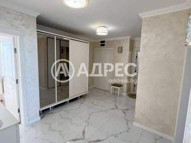 Vânzare - Apartament în Operata,  Varna