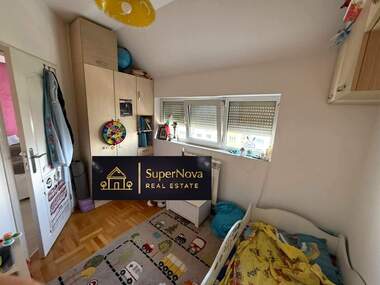 Miete - Wohnung in Mladost-3,  Sovia