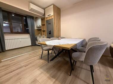 Închiriere - Apartament în Slaveîkov,  Burgas