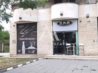 For rent - Store in Wider Center,  Pleven