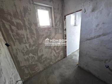 For sale - Apartment in Kiuchuk Parij,  Plovdiv