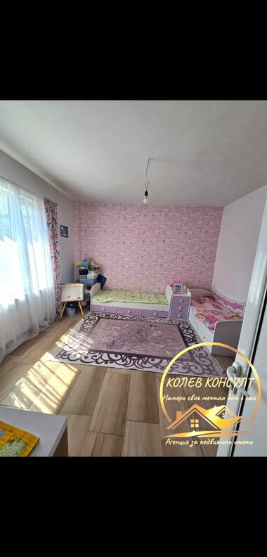 For sale - Floor of a house in Dimitrovgrad,  Haskovo