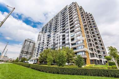 Продажба - Апартамент в Дружба-1,  София
