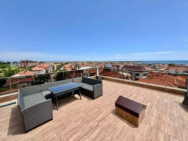 Închiriere - Apartament în Sarafovo,  Burgas
