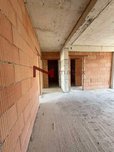 Vânzare - Apartament în Kaîsieva gradina,  Varna