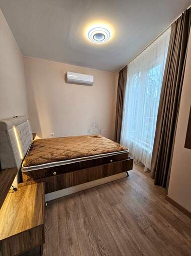 Miete - Wohnung in Iwan Wazow,  Sovia
