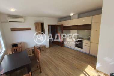 Продажа - Квартира у Център,  Варна