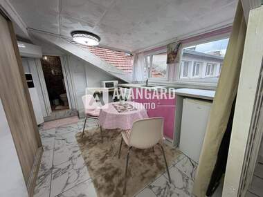 Продажба - Апартамент в Спортна зала,  Варна