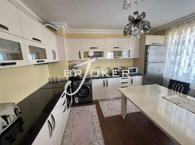 Satış - Apartman olarak Vazrojdenci,  Karcali