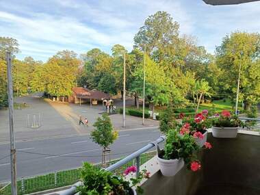 Închiriere - Apartament în Țentăr,  Burgas