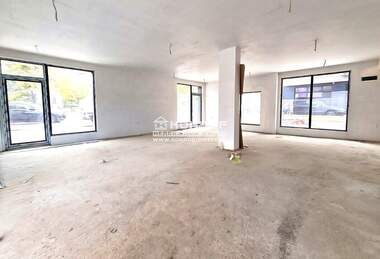 For sale - Store in Kiuchuk Parij,  Plovdiv