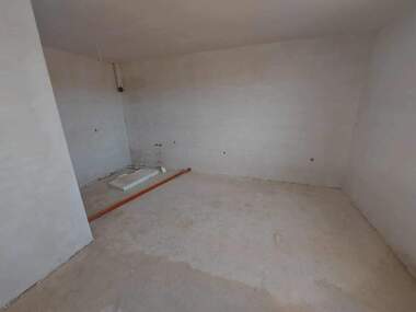 Verkauf - Wohnung in Zentar,  Targowishte