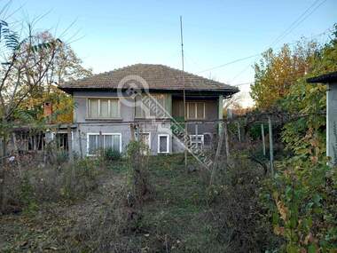 Verkauf - Haus in Karanzi,  Weliko Tarnowo