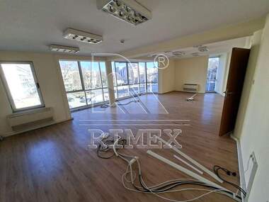 For rent - Office in Center,  Plovdiv