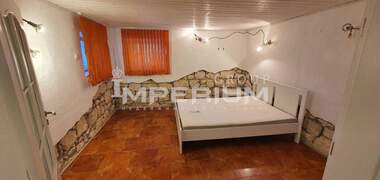 Închiriere - Apartament în Okrăjna bolnița - Generali,  Varna