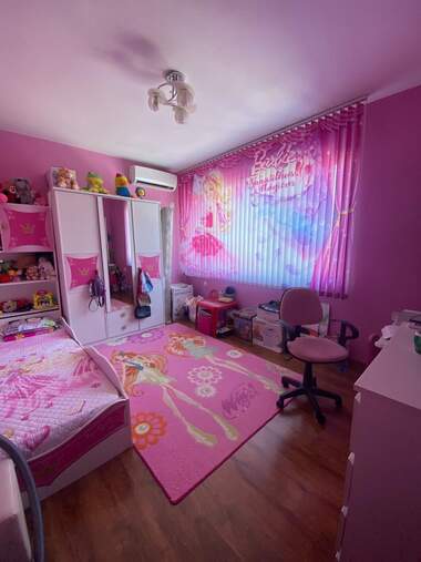 Satış - Apartman olarak Karnobat,  Burgas