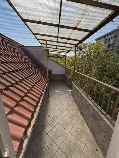 Închiriere - Apartament în Ideal City Center,  Pleven