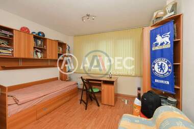 Verkauf - Wohnung in Wazrajdane,  Burgas