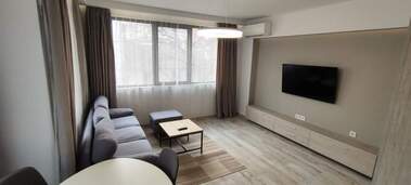Miete - Wohnung in Mladejki halm,  Plowdiw