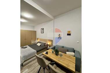 Vânzare - Apartament în Center,  Varna