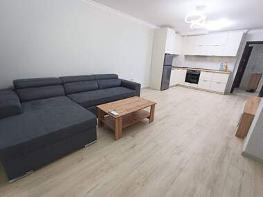 Închiriere - Apartament în Slaveîkov,  Burgas