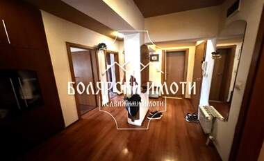 For sale - Apartment in Centеr,  Veliko Tarnovo