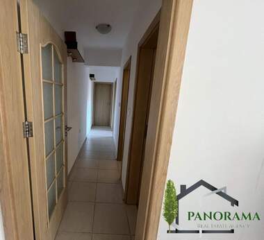 Vânzare - Apartament în Center,  Șumen