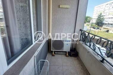 Închiriere - Apartament în Zornița,  Burgas