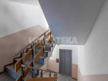 Продажба - Апартамент във Виница,  Варна