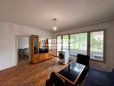 Vânzare - Apartament în Izgrev,  Plovdiv