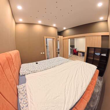 Vânzare - Apartament în Kambanite,  Sofia