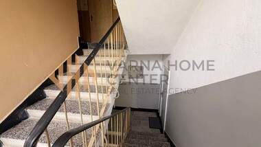 Vânzare - Apartament în Țveten kvartal,  Varna