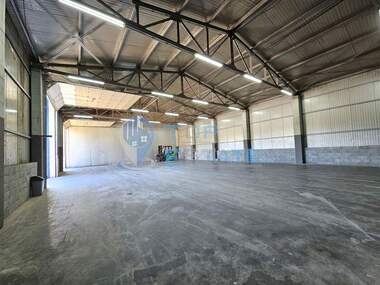 For rent - Storage in Promishlena zona - Zapad,  Veliko Tarnovo
