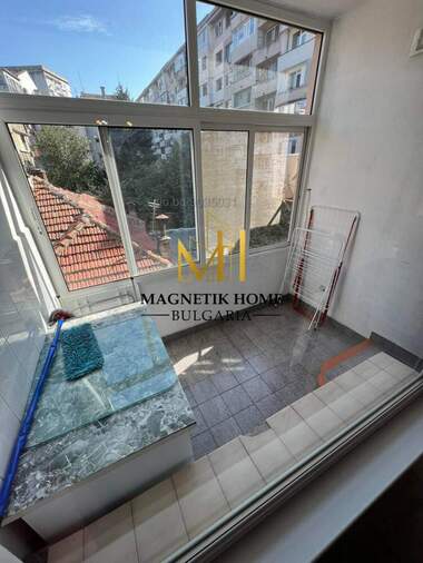 Ενοίκιο - Διαμέρισμα σε Лазур,  Бургас