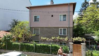 Verkauf - Etage von Haus in Owtscha Kupel,  Sovia