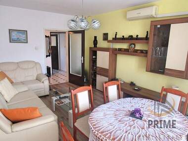 Miete - Wohnung in Izgrew,  Burgas