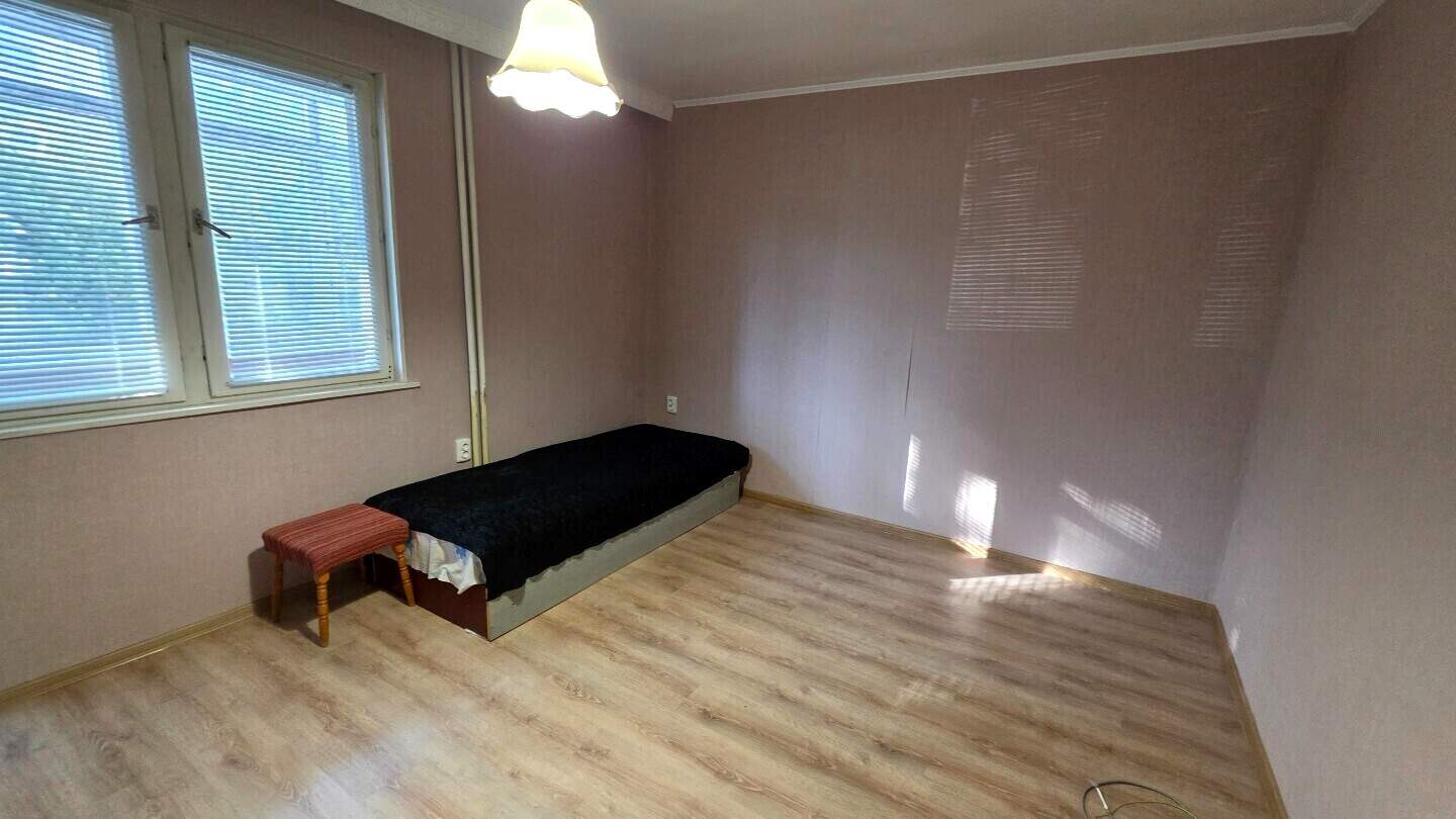 Тристаен Апартамент в Център, Разград – снимка 3