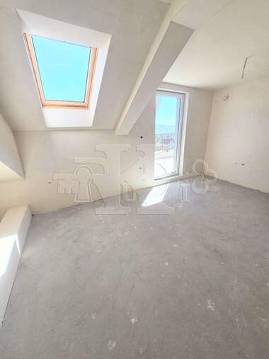 Verkauf - Wohnung in Kolhozen pazar,  Warna