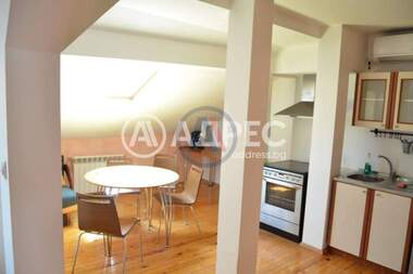 Vânzare - Apartament în Center,  Sofia