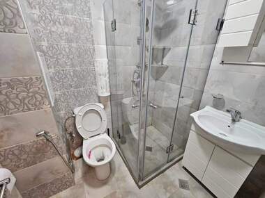Închiriere - Apartament în Mladejki hălm,  Plovdiv