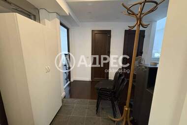 Ενοίκιο - Γραφείο σε Център,  Варна